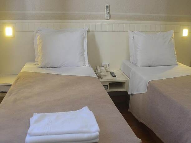 Imagen de la habitación del Hotel Grande Universo Palace. Foto 16