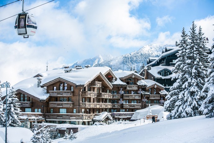 Imagen general del Hotel Grandes Alpes. Foto 1