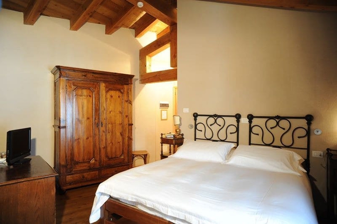 Imagen de la habitación del Hotel Grandes Murailles. Foto 12