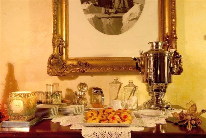 Imagen del bar/restaurante del Hotel Grandes Murailles. Foto 7