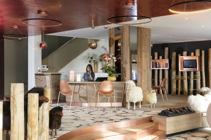 Imagen del bar/restaurante del Hotel Grandes Rousses and Spa. Foto 2