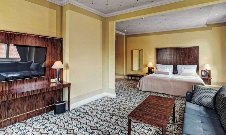 Imagen de la habitación del Hotel Grandezza Luxury Palace. Foto 7