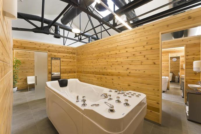 Imagen general del Hotel Grandhotel Ambassador National House. Foto 3