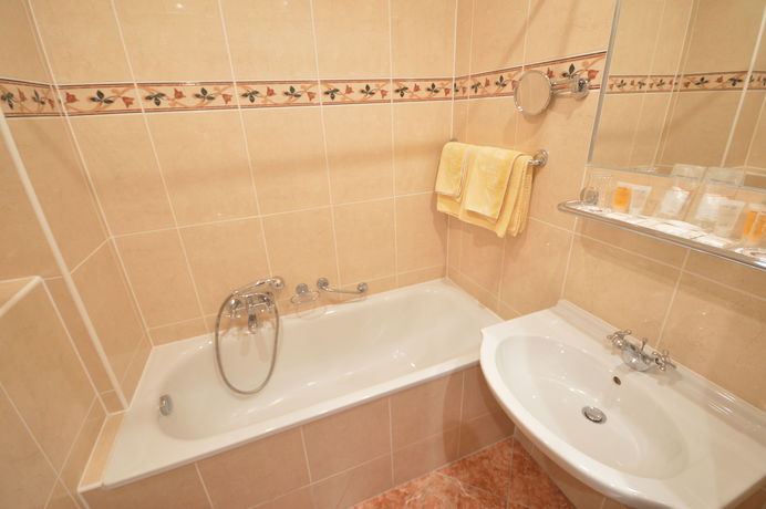 Imagen de la habitación del Hotel Grandhotel Garni. Foto 9