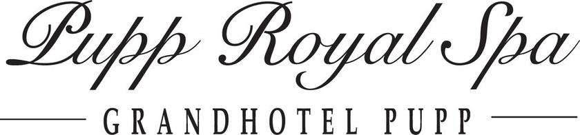 Imagen de la piscina del Hotel Grandhotel Pupp. Foto 15