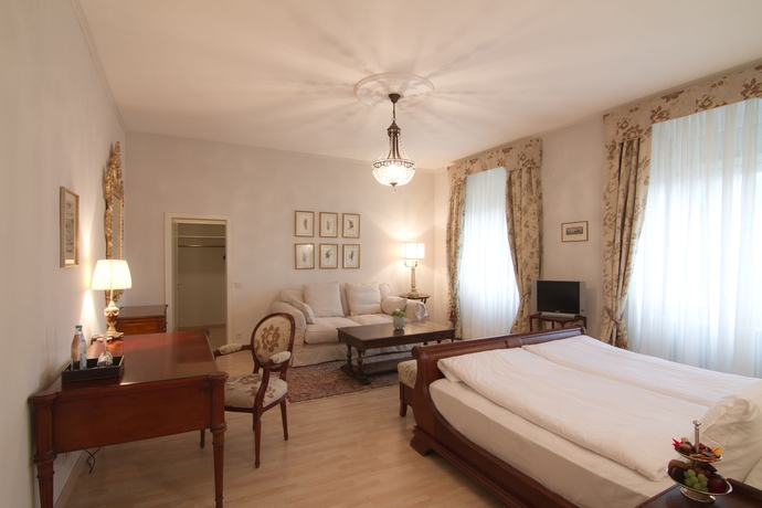 Imagen de la habitación del Hotel Grandhotel Romerbad. Foto 2
