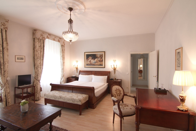 Imagen de la habitación del Hotel Grandhotel Romerbad. Foto 14