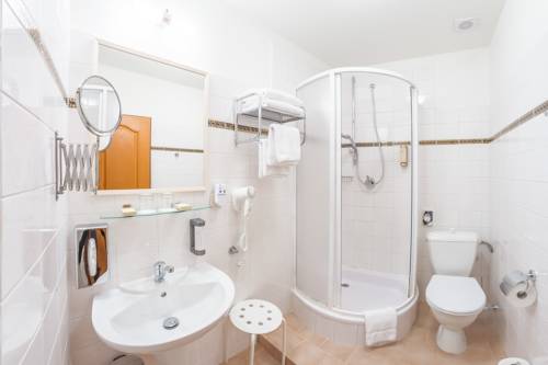 Imagen de la habitación del Hotel Grandhotel Salva. Foto 12