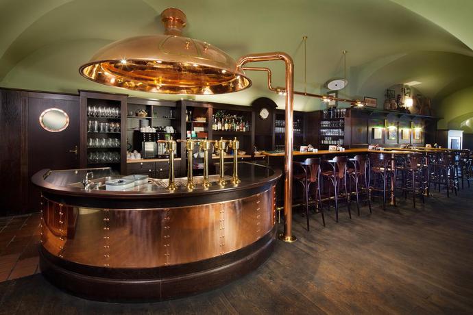 Imagen del bar/restaurante del Hotel Grandhotel Zvon. Foto 2