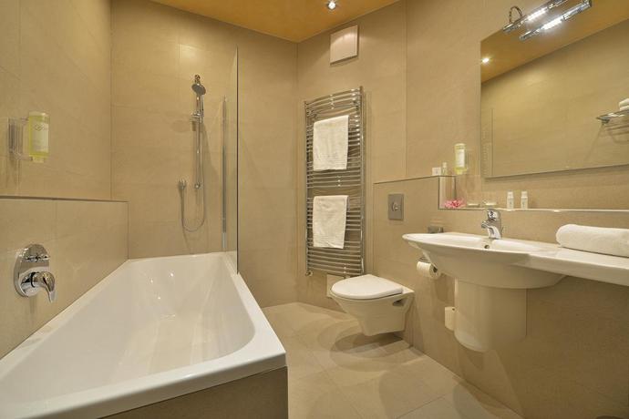 Imagen de la habitación del Hotel Grandhotel Zvon. Foto 10