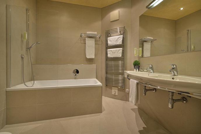 Imagen de la habitación del Hotel Grandhotel Zvon. Foto 13