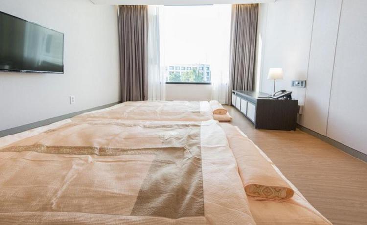 Imagen de la habitación del Hotel Grandmer Hotel Jeju. Foto 11