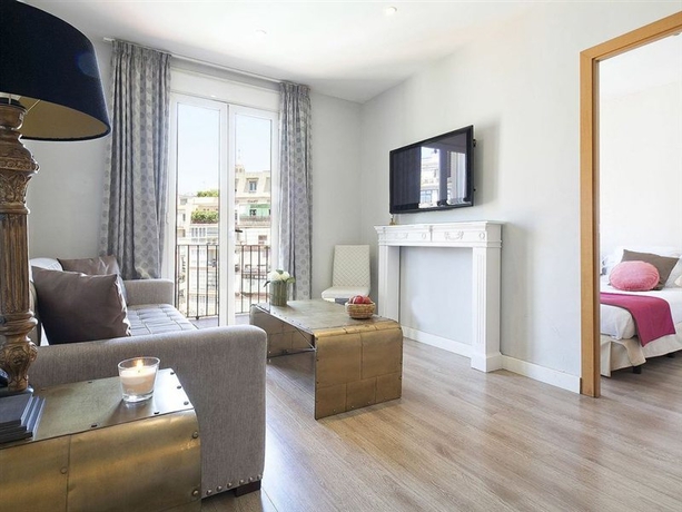 Imagen general del Hotel Grandom Suites. Foto 11