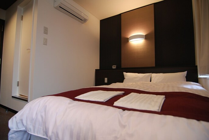 Imagen de la habitación del Hotel Grandouce Himeji. Foto 13