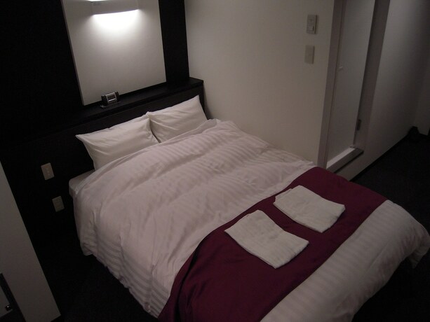 Imagen de la habitación del Hotel Grandouce Himeji. Foto 18