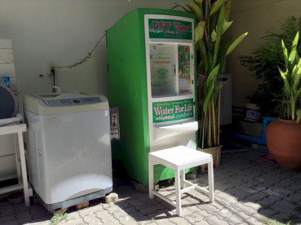 Imagen de los exteriores del Hotel Grandparent's Home. Foto 8