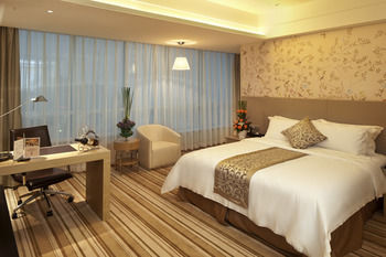 Imagen de la habitación del Hotel Grandskylight. Foto 16
