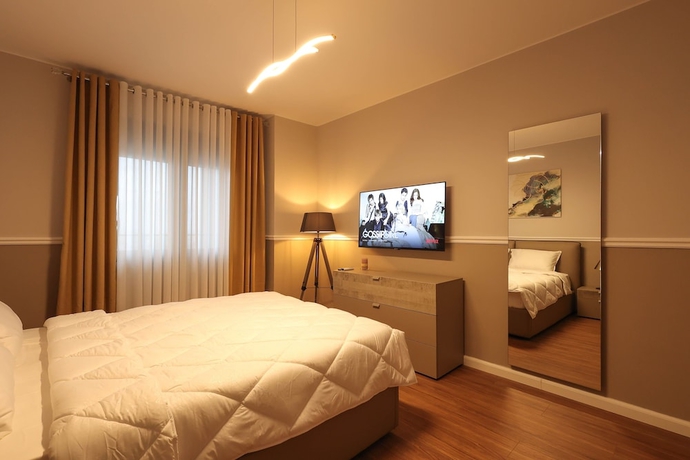 Imagen de la habitación del Hotel Grandstay Apartments. Foto 14