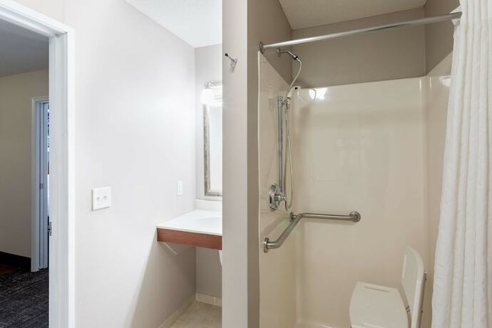 Imagen de la habitación del Hotel Grandstay Residential Suites - Sheboygan. Foto 30