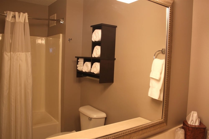Imagen de la habitación del Hotel Grandstay and Suites, Ames. Foto 8