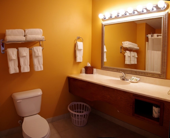 Imagen de la habitación del Hotel Grandstay and Suites, Ames. Foto 10