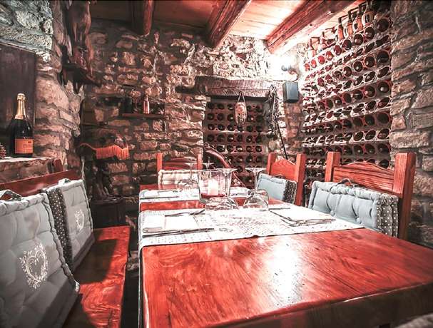 Imagen del bar/restaurante del Hotel Granduca Mountain Wellness Apartments Campigna. Foto 3