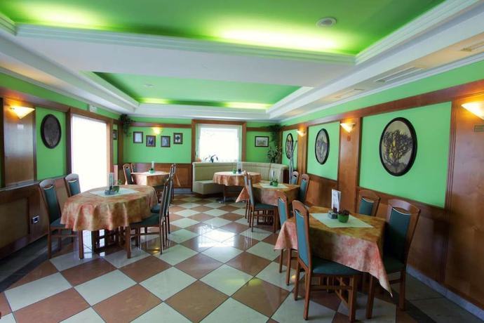 Imagen del bar/restaurante del Hotel Grandvid Ljubljana. Foto 9