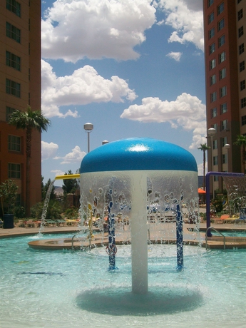 Imagen de la piscina del Hotel Grandview At Las Vegas. Foto 15