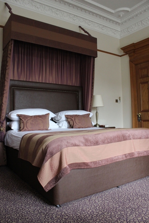 Imagen de los interiores del Hotel Grange Manor. Foto 7