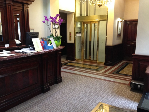 Imagen de los interiores del Hotel Grange Whitehall. Foto 10