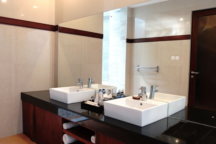 Imagen de la habitación del Hotel Grania Bali Villa. Foto 11