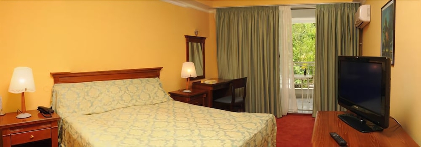 Imagen de la habitación del Hotel Granit. Foto 2