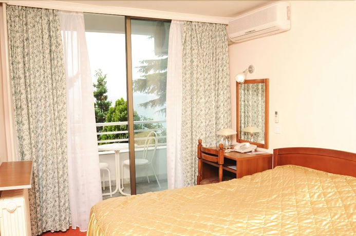 Imagen de la habitación del Hotel Granit. Foto 4