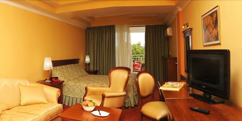 Imagen de la habitación del Hotel Granit. Foto 9