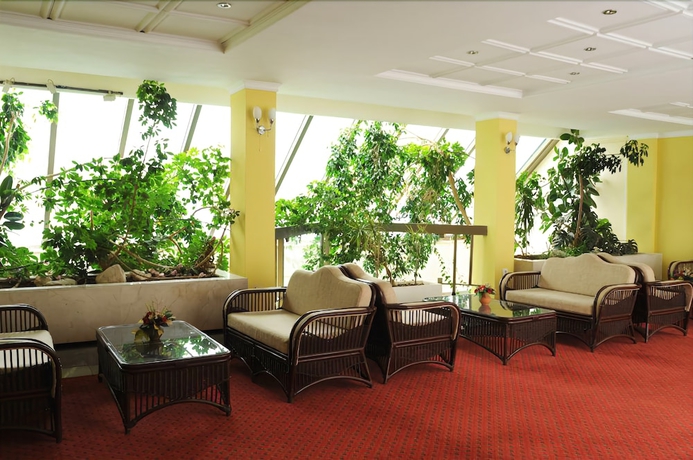 Imagen de los interiores del Hotel Granit. Foto 16