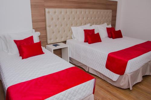 Imagen de la habitación del Hotel Granlago. Foto 7