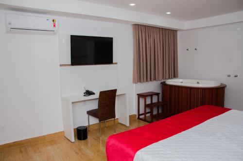 Imagen de la habitación del Hotel Granlago. Foto 9
