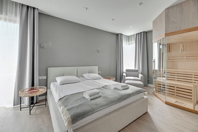 Imagen de la habitación del Hotel Grano Solmarina Spa And Wellness. Foto 3