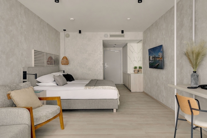 Imagen de la habitación del Hotel Grano Solmarina Spa And Wellness. Foto 7