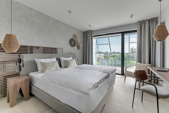 Imagen de la habitación del Hotel Grano Solmarina Spa And Wellness. Foto 18