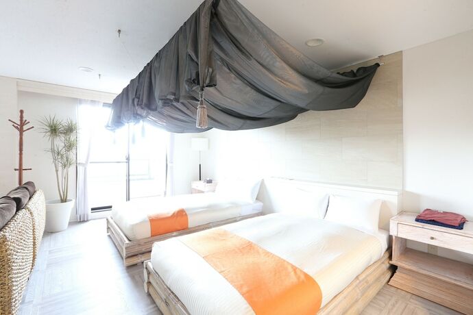 Imagen de la habitación del Hotel Granp Glamping Resort. Foto 14