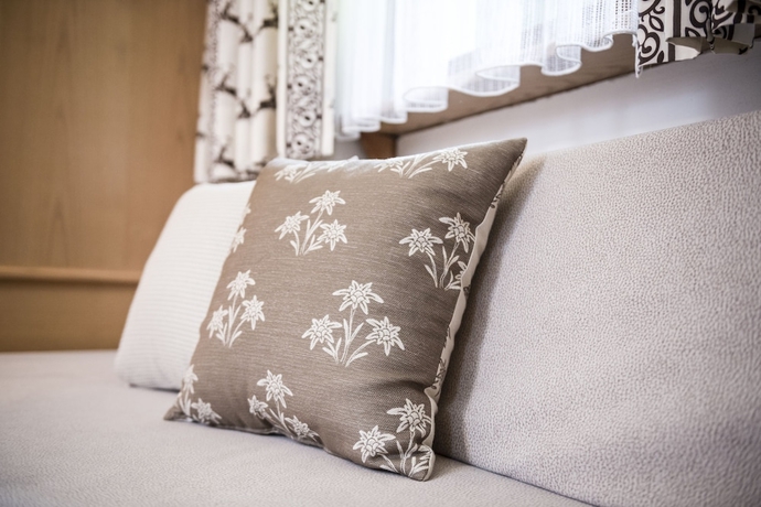 Imagen de la habitación del Hotel Granpanorama Wellness Sambergerhof. Foto 5