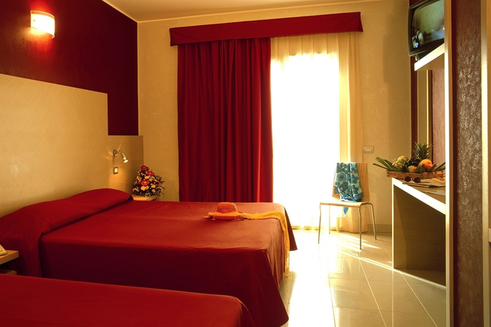 Imagen de la habitación del Hotel Granserena. Foto 7