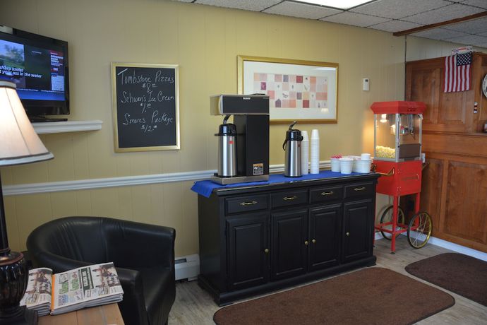 Imagen de los interiores del Hotel Grant Hills Motel. Foto 18