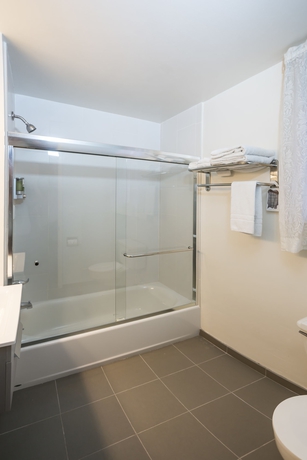 Imagen de la habitación del Hotel Grant Plaza. Foto 2