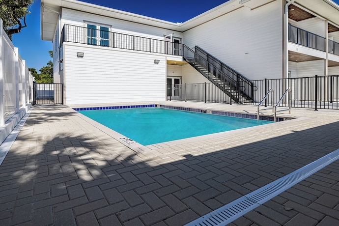 Imagen de la piscina del Hotel Grant Street Inn. Foto 19