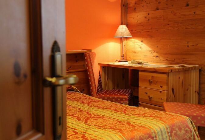Imagen de la habitación del Hotel Granta Parey. Foto 27