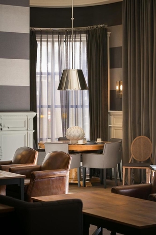 Imagen del bar/restaurante del Hotel Granvia. Foto 4