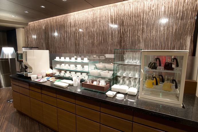 Imagen del bar/restaurante del Hotel Granvia Osaka. Foto 2