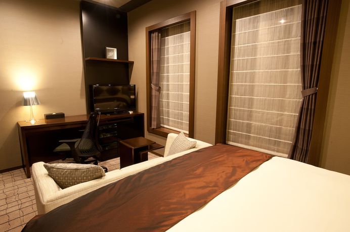 Imagen de la habitación del Hotel Granvia Osaka. Foto 14